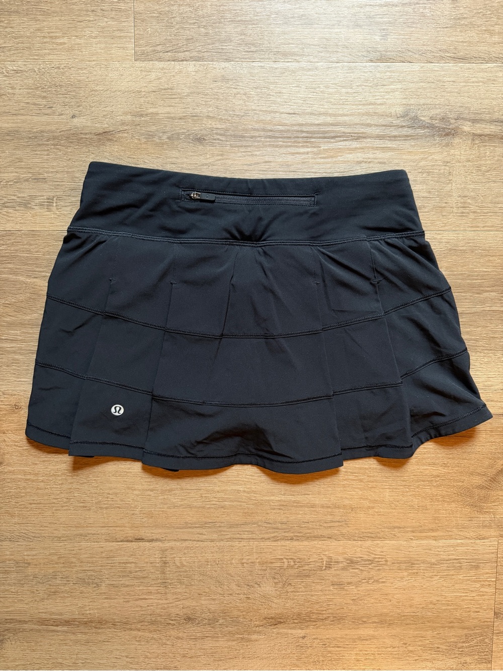 Lululemon Black Skirt size 4